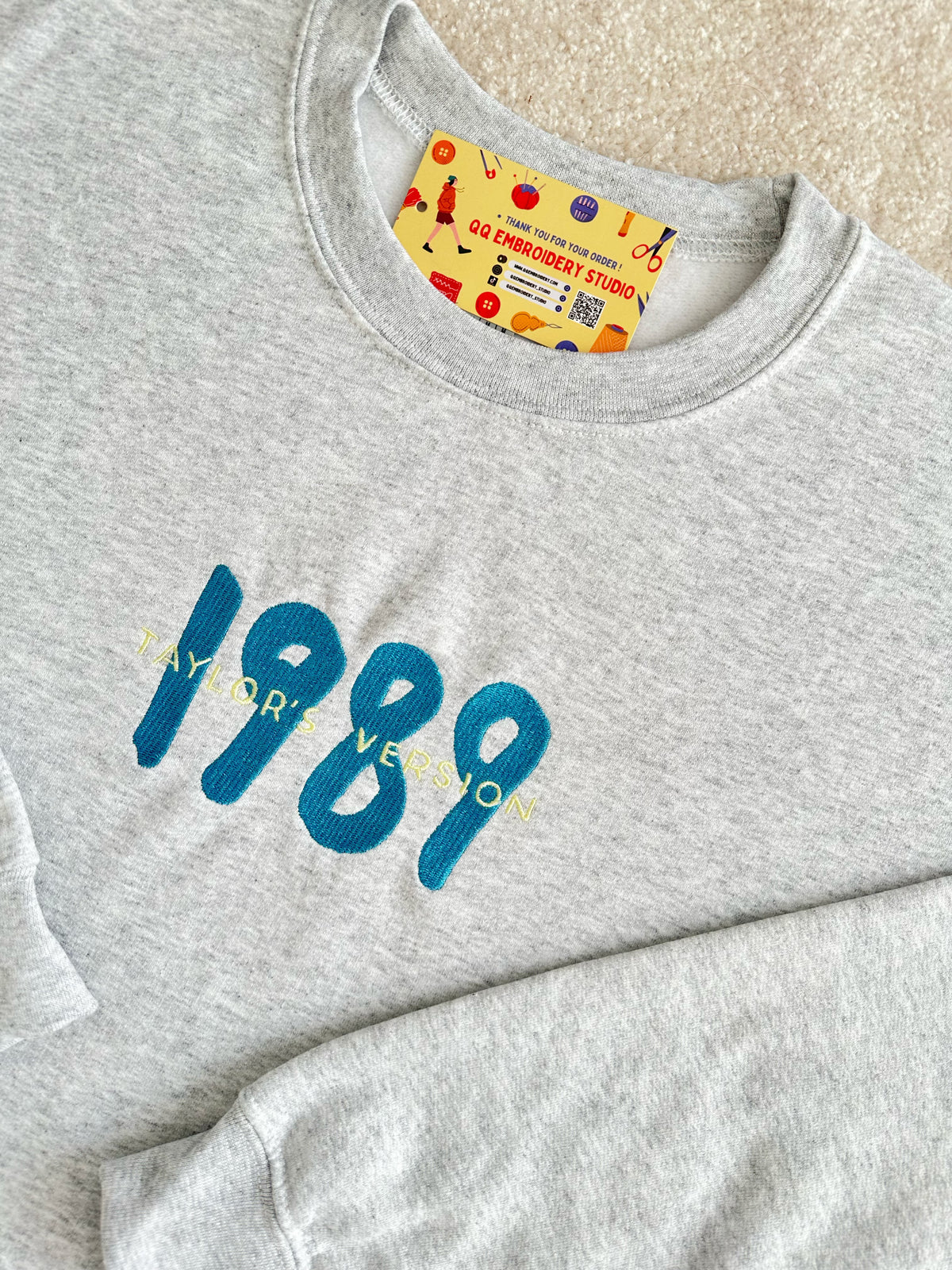 1989 TAYLOR'S VERSION EMBROIDERED CREWNECK